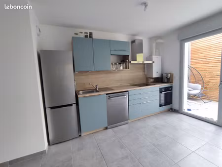 appartement 2 pièces avec balcon et garage