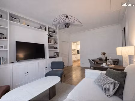 appartement 3 pièces de 52 m2 - rue victor méric - clichy