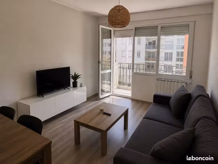 studio meublé au pied de la frontière