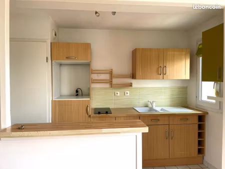 appartement 50m2 t2 proche metro