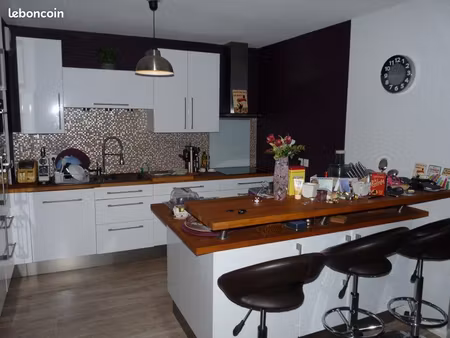 appartement t3 bordeaux chartrons 72 m2 bbc possibilité place de parking couvert