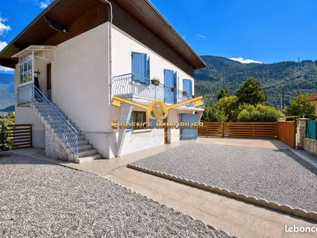 maison 4 pièces 102 m²