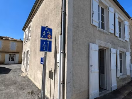 maison 2 pièces 112 m²