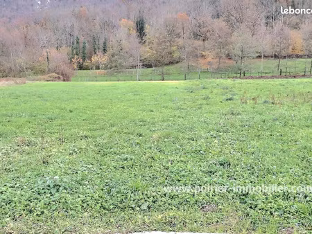 terrain 801 m² cervens