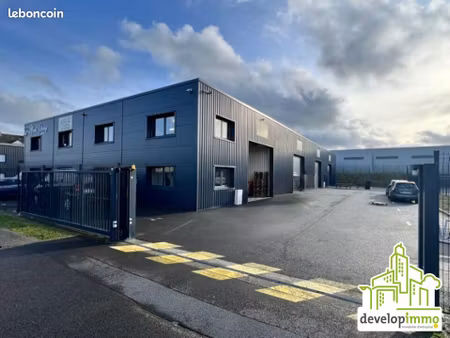 local d'activité 150 m²