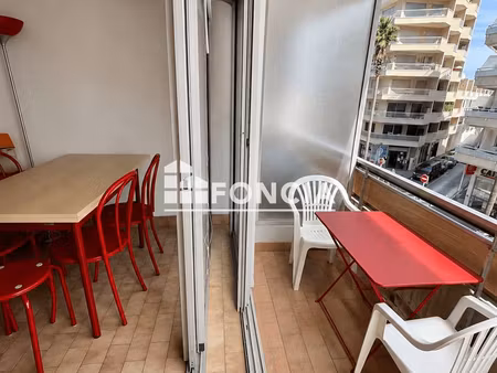 canet plage – studio cabine 28 m² – 6 couchages – balcon vue mer – ascenseur – proche plac