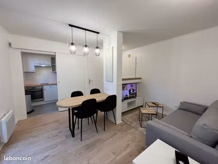2 pièces meuble + extérieur + parking +