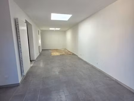 maison avec jardin rénovée à neuf  économique au calme