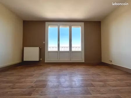 à louer – appartement 2 pièces de 50 m² au mans