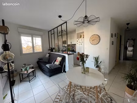 appartement t2 meublé – terrasse – parking – résidence sécurisée | montpellier