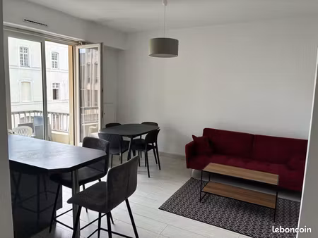 à louer appartement place lafayette