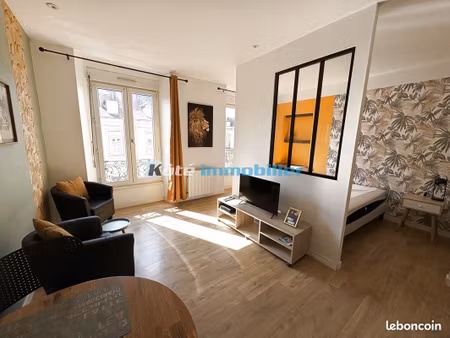 immeuble 6 pièces 153 m²