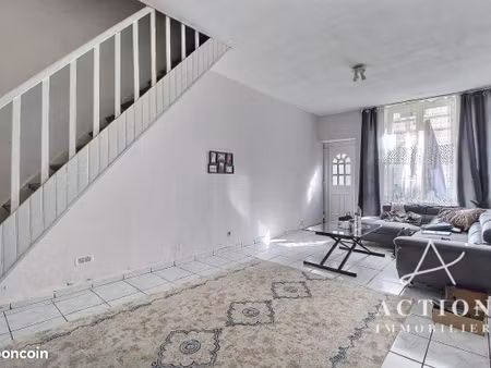 maison 5 pièces 75 m²