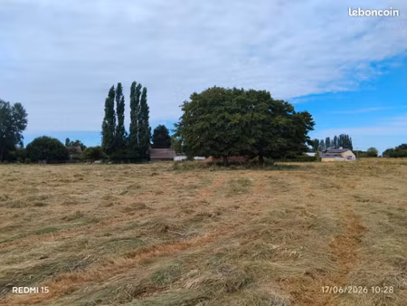terrain 1 110 m² crestot
