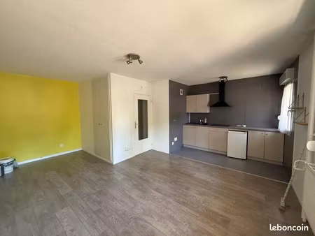 location studio 31m2 proche bridoux