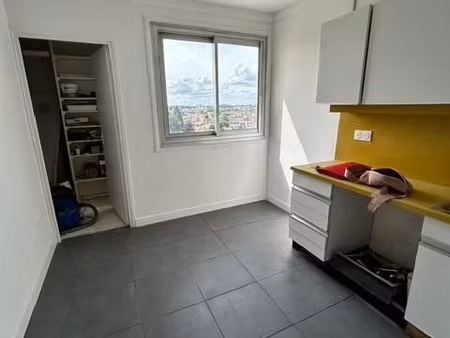 appartement 3 pièces 75 m²