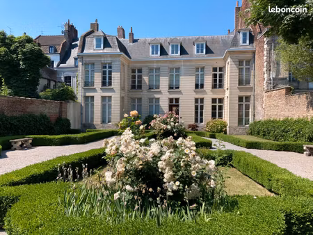deux pièces dans le vieux-lille