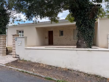 location maison 6 pièces 145m2