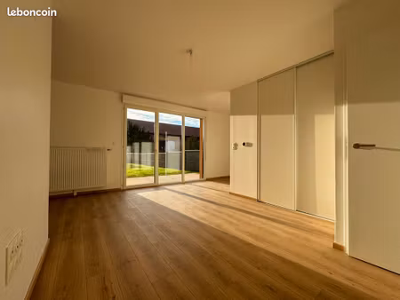 bel appartement t3 avec jardin privatif et garage