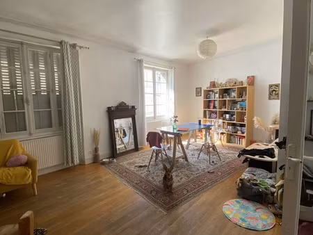 maison de ville 4 pièces 83 m²
