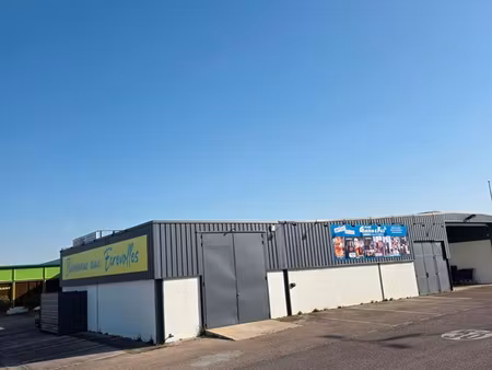 batiment vente et stockage