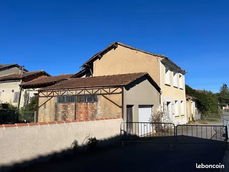 maison de ville effondré