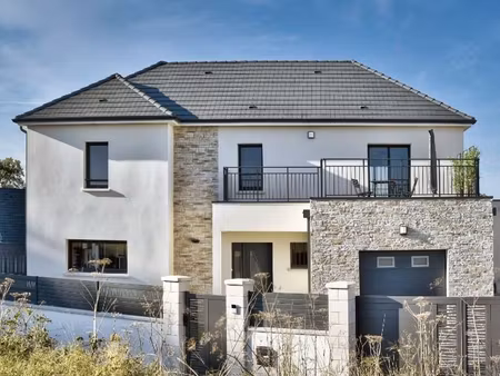 maison 8 pièces 140 m²