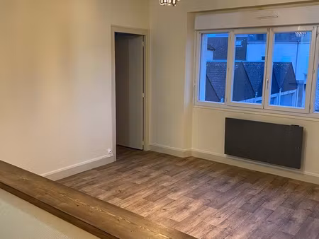 appartement t4 centre ville la châtre
