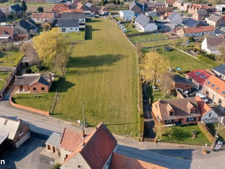 terrain 831 m² cuvillers