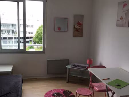 studio meublé