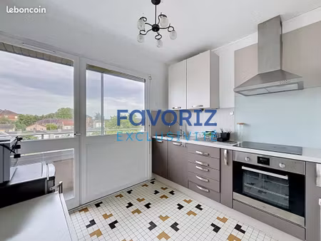 studio 1 pièce 32 m²