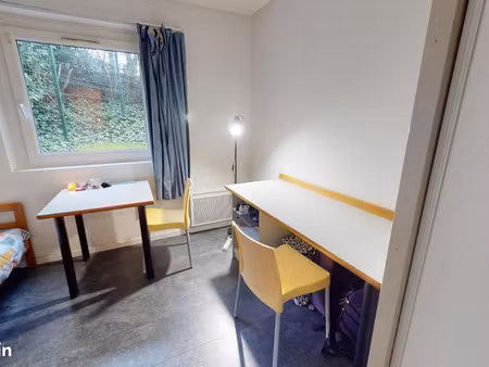 studio 1 pièce 17 m²
