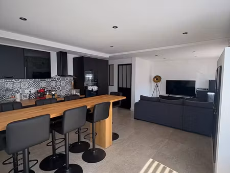 maison de ville individuelle rénovée - 5 pièces - 65 m2 - jardin