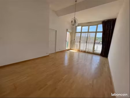 à louer bel appartement f3