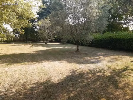 terrain 800 m² saint laurent d arce