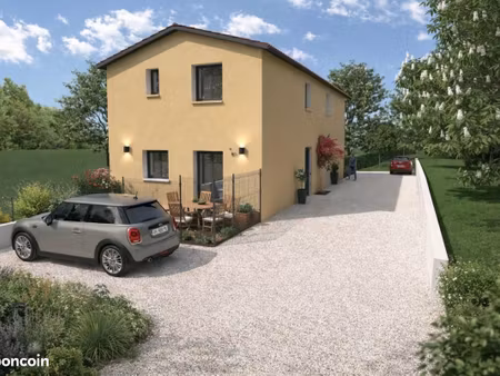 maison 4 pièces 80 m²