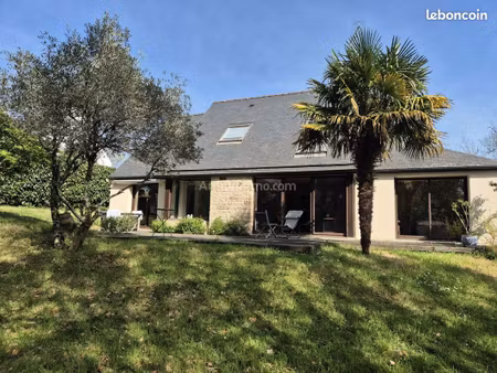 maison 6 pièces 142 m²
