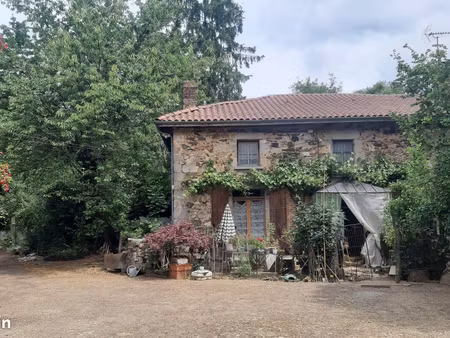 opportunité corps de ferme à rénover 40ha - saint-junien