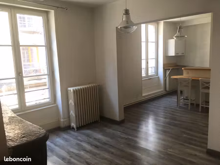 studio lumineux centre ville