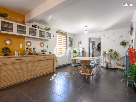 maison 4 pièces 126 m²