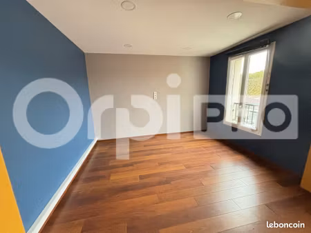 local commercial 68 m²