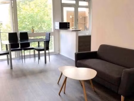 chambre 1 pièce 12 m²