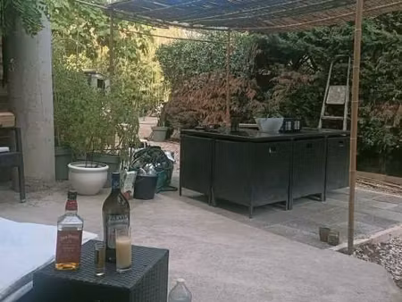 maison 3 faces avec jardin et parking