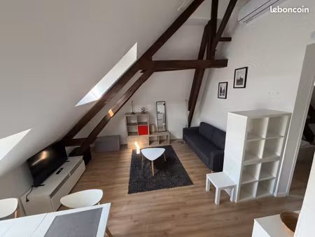 superbe t2 meublé - clim  fibre  stationnement