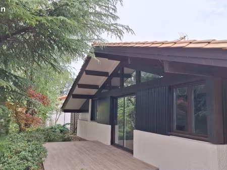 très belle maison rénovée 4 chambres à saint médard en jalles