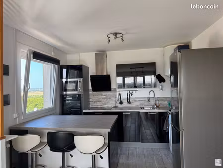 appartement lumineux – vendu meublé
