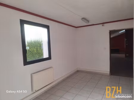 bureaux 64 m² vannes
