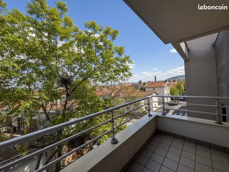 appartement 2 pièces 50 m²