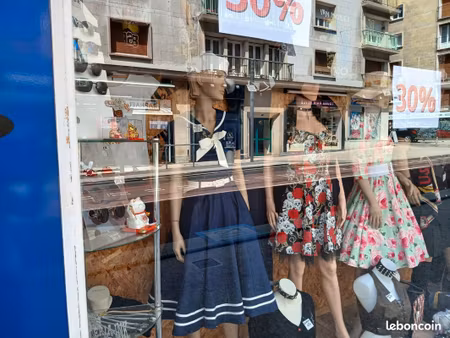 commerce d habillement atypique