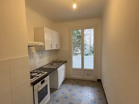 appartement 3 pièces 61 m²